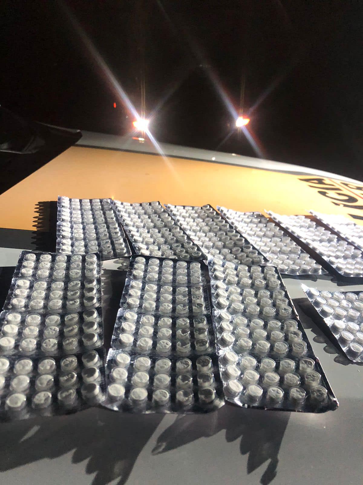 Operação na MGC-497 em Iturama Apreende 570 Comprimidos de Anfetamina